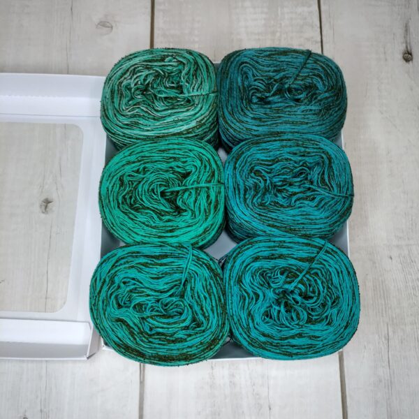 SET Bouclé – 33% hedvábí Schappe, 67% vlna merino – HB606